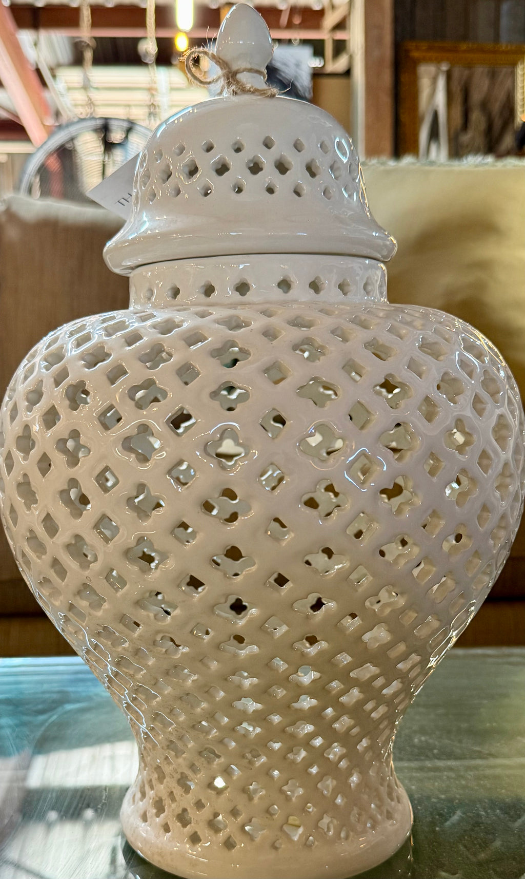 White Pierced Lattice Ginger Temple Jar with Lid
