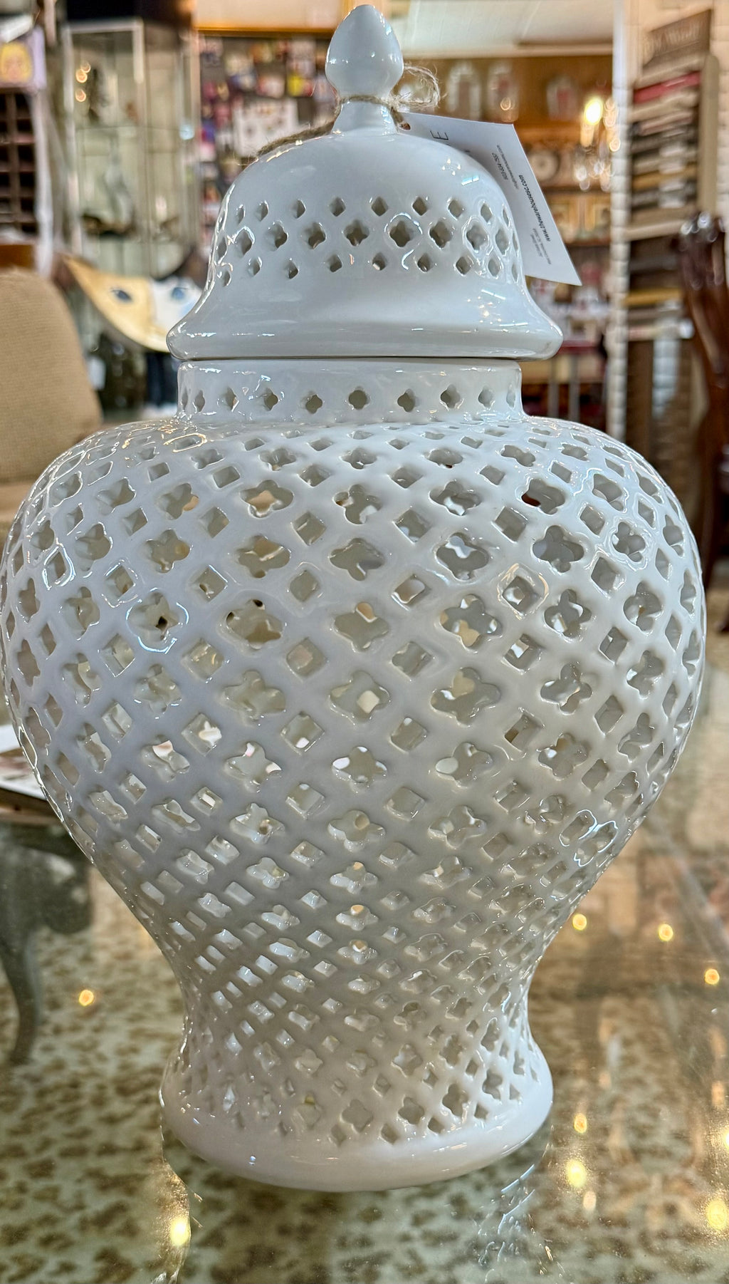White Pierced Lattice Ginger Temple Jar with Lid