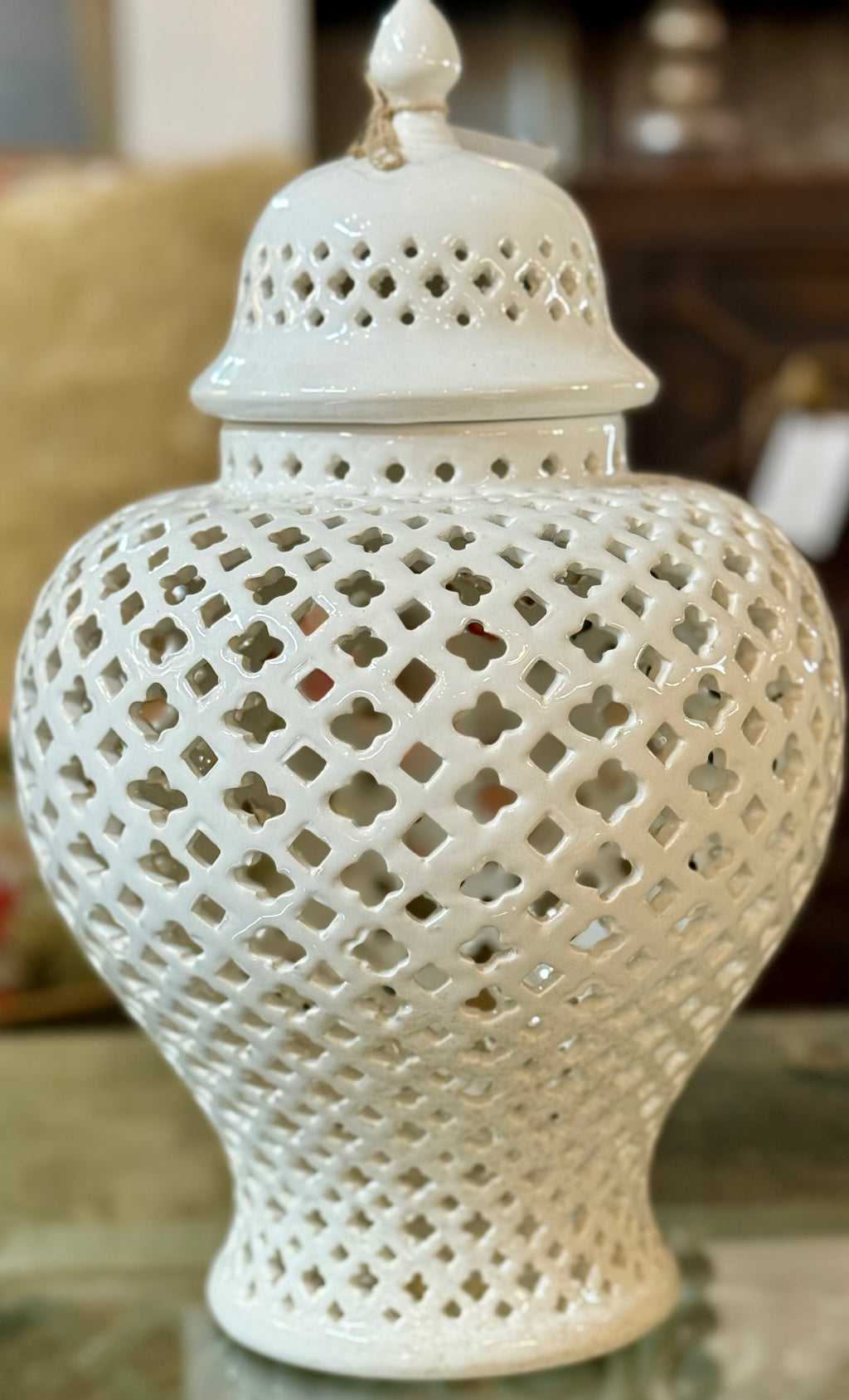 White Pierced Lattice Ginger Temple Jar with Lid